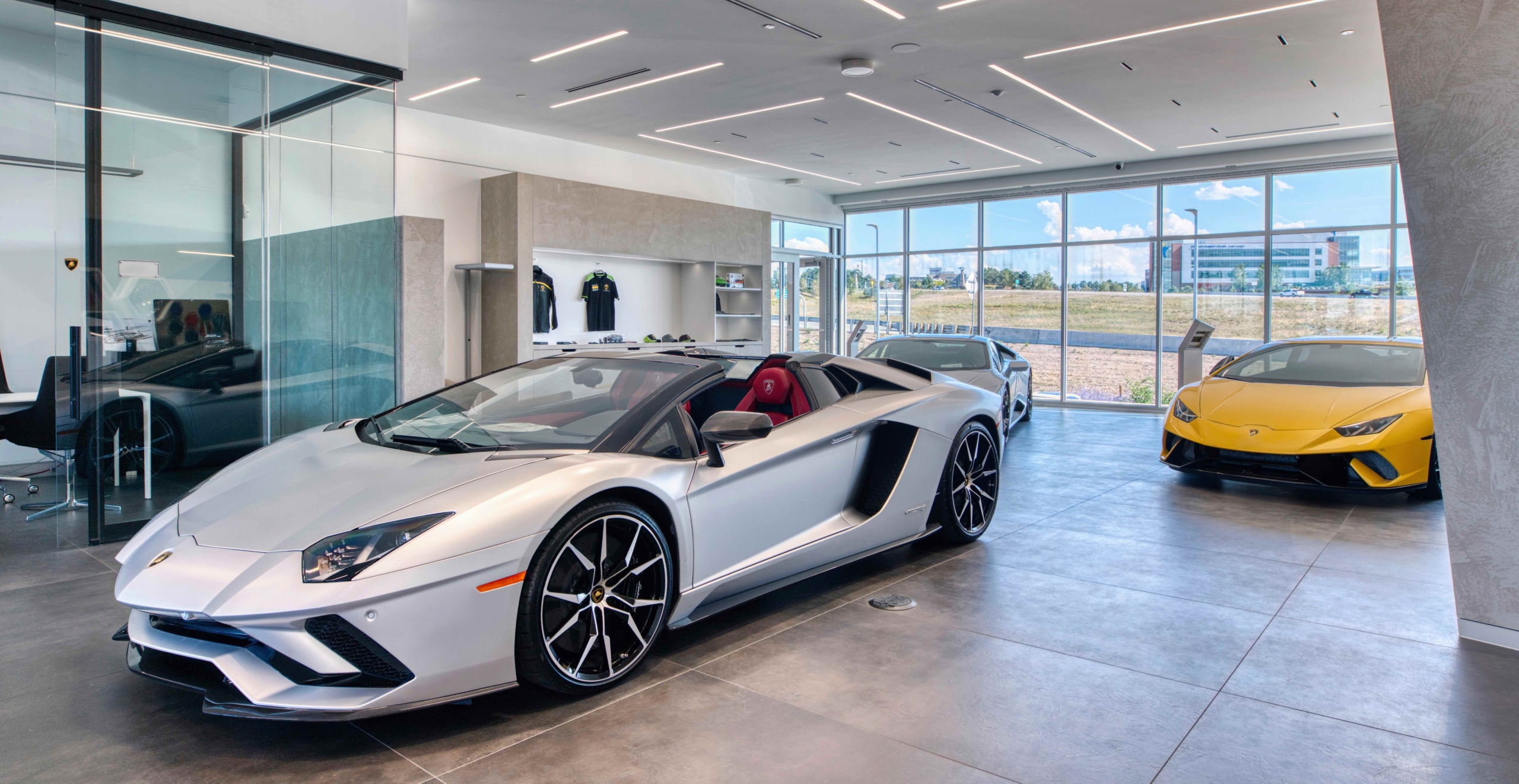 LAMBORGHINI 5 Bentley Photography and Videography